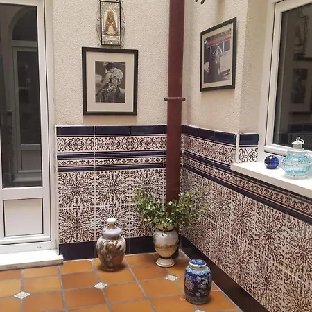 Ideal Familas Salamanca Exterior photo